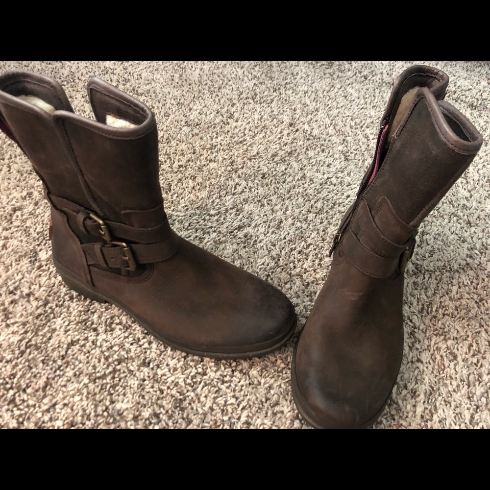 UGG Boots sz 7.5